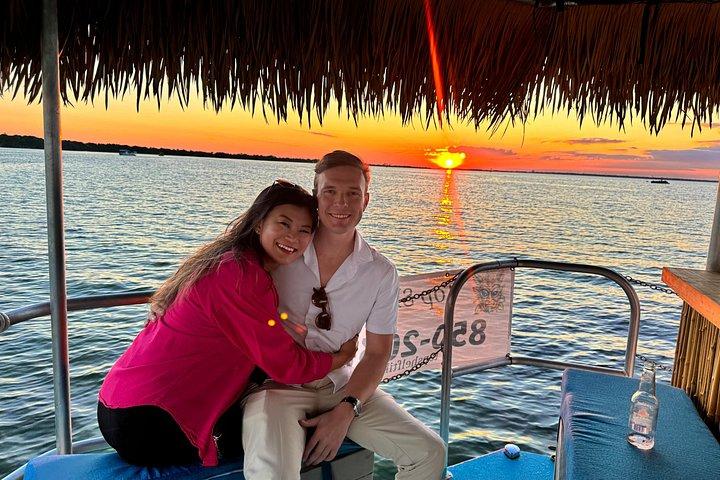 Hoteller i nærheden af Tikis- Sunset Cruise 1.5hr