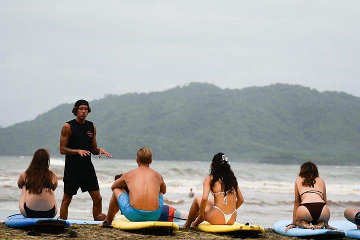 Surfunterricht in Tamarindo Beach