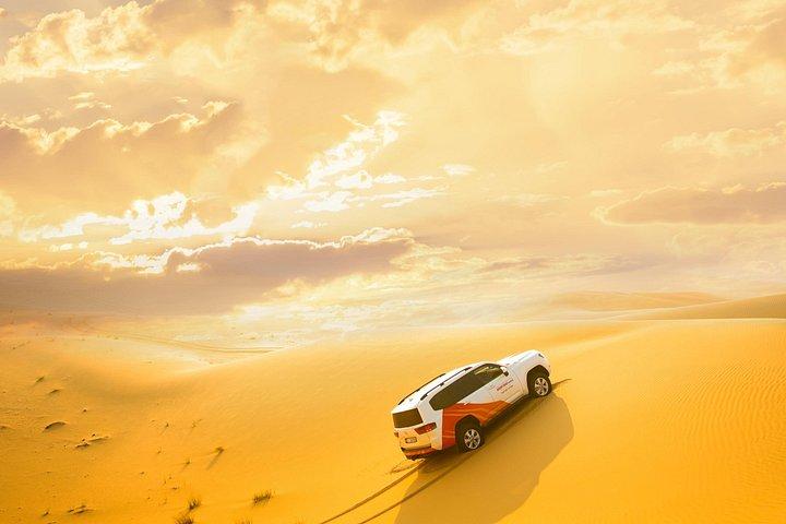 Halvdags ökensafari från Abu Dhabi