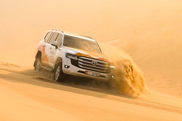 Halvdags ökensafari från Abu Dhabi