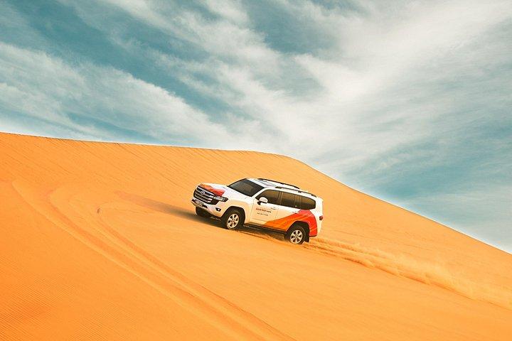 Halvdags ökensafari från Abu Dhabi