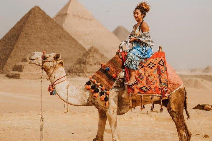 Full-Day Giza Pyramids and Cairo Tour from Cairo Airport