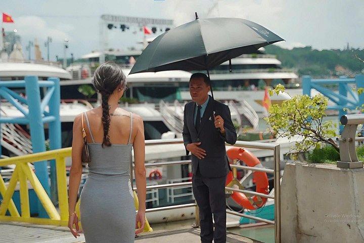 ハロン湾ラグジュアリーアイリスクルーズ日帰り旅行ベストセラー: カヤック、音楽