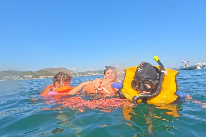 Snorkeling in the Bay Submerged Park