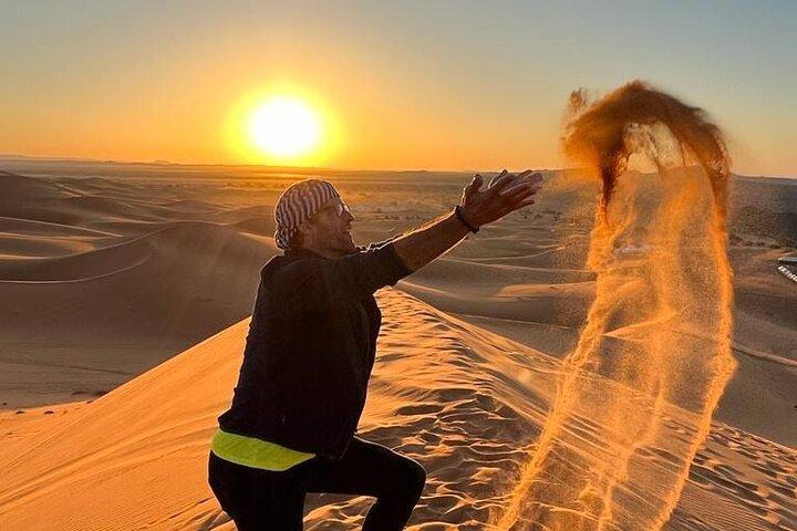 Merzouga Noche: Alojamiento en Desert Camp & Camel Ride