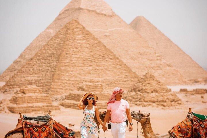 Privat rundtur i Giza-pyramiderna och kamel med Nile Dinner Cruise