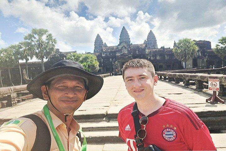 アンコールワット・サイクリングツアー（シェムリアップからの現地ツアーガイド付き）