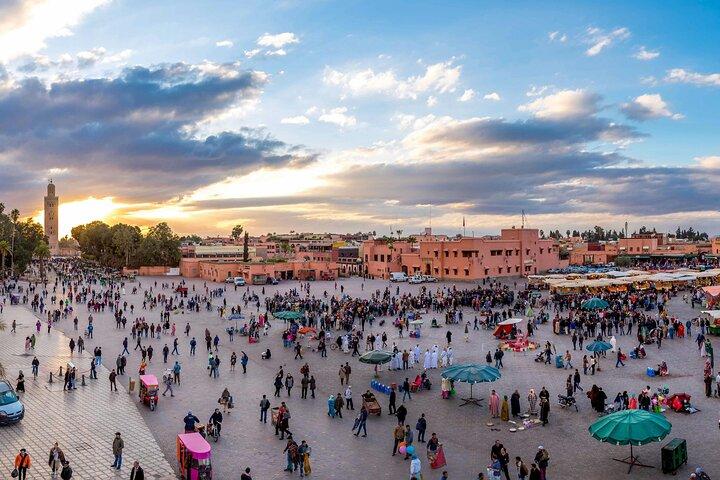 Marrakech Private Guided Tour with Luxury Transport & Local Guide