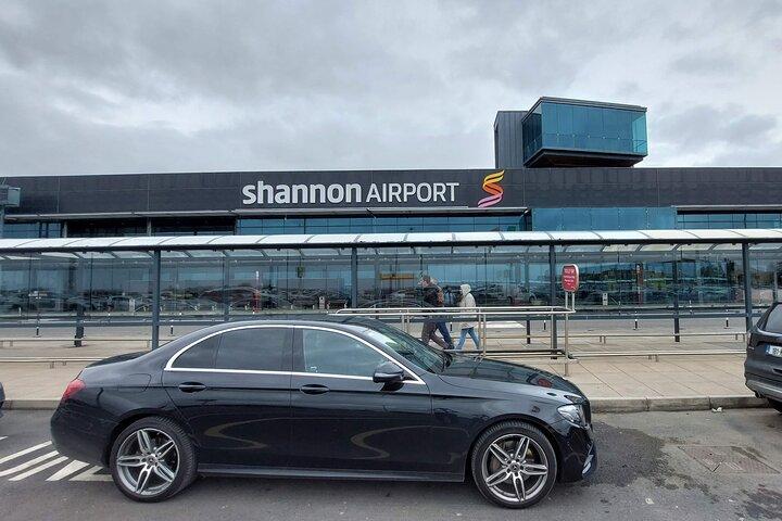 Shannon Airport naar Dublin Airport Premium Car Service