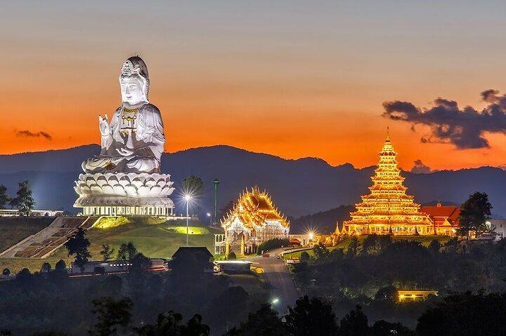 Excursão de meio dia pela cidade de Chiang Rai