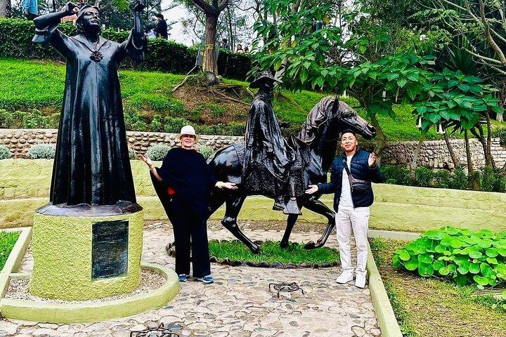 Explore Lima : City Tour + Catacombs included