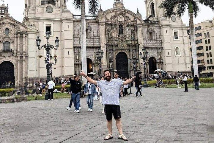 Explore Lima : City Tour + Catacombs included