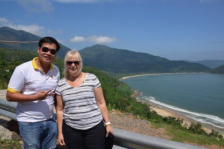 Hoi An til Hue med privat bil med engelsk chauffør og naturskønne stop