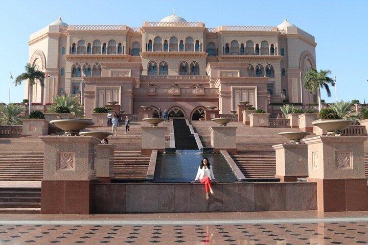 Abu Dhabi Halbtägige Sightseeing-Tour mit Transport