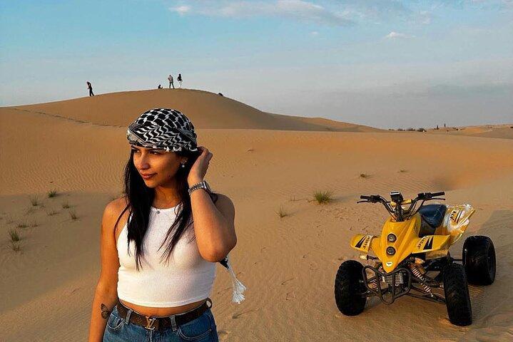 Soirée Safari dans le désert Quad Bike et Live BBQ
