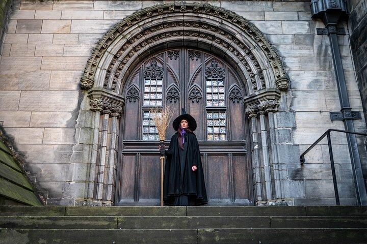 Edimburgo: Witch & Haunted History Tour