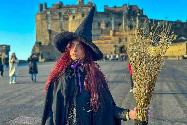 Edimburgo: Witch & Haunted History Tour