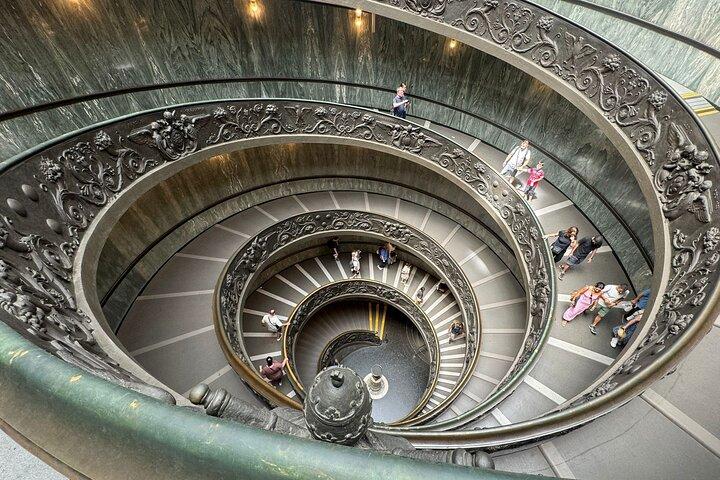 Vaticano salta fila, Cappella Sistina e tour guidato di San Pietro