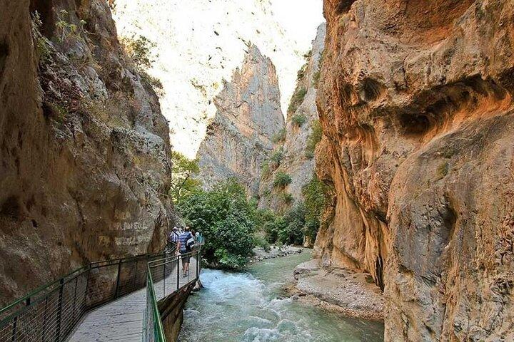 Excursion d'une journée au parc Yaka de Saklikent et à la cité antique de Tlos au départ de Fethiye