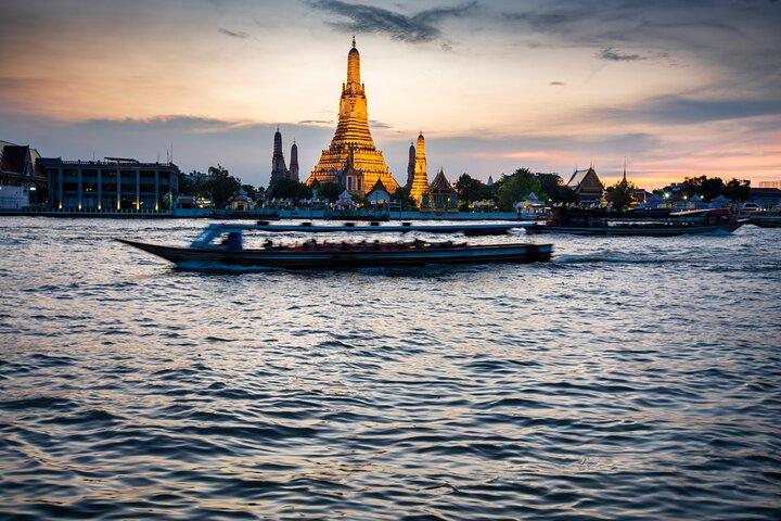Traditionele Longtail Boottocht in Bangkok Canals