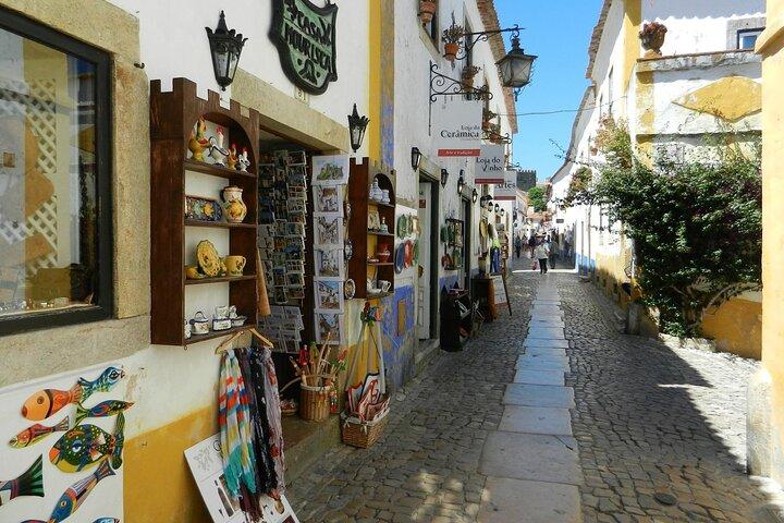 Unique Tour Óbidos Nazaré and Fatima