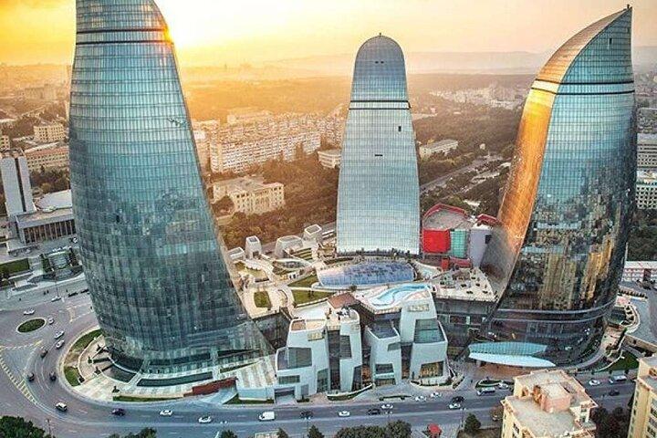 Baku Stadtrundfahrt mit Guide Eintritt inklusive