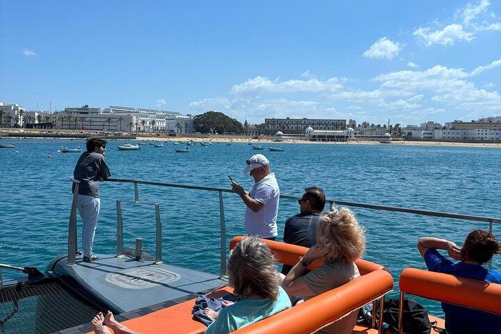 Navegação Trimilenária em Catamarã em Cádiz