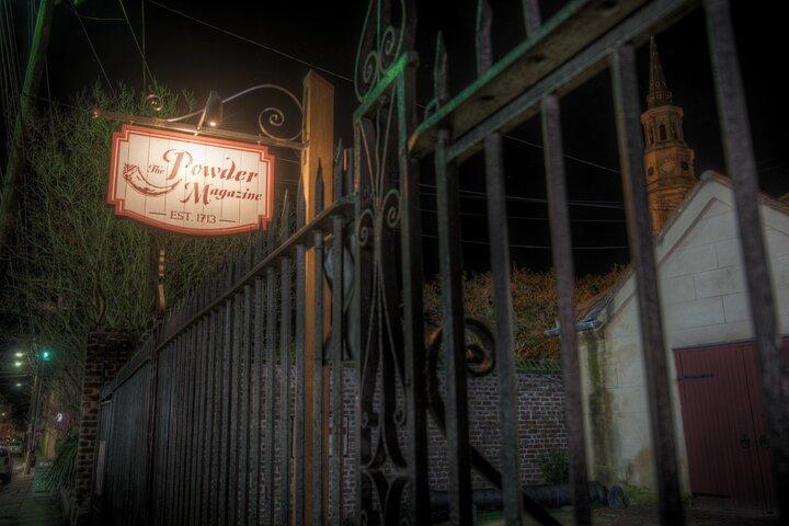 Visite des fantômes de la mort et de la dépravation à Charleston