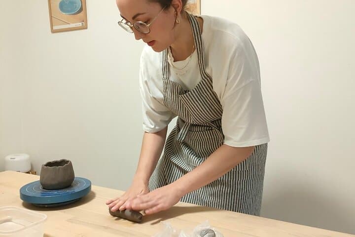Osaka: Private Japanese Traditional Ceramics Experience
