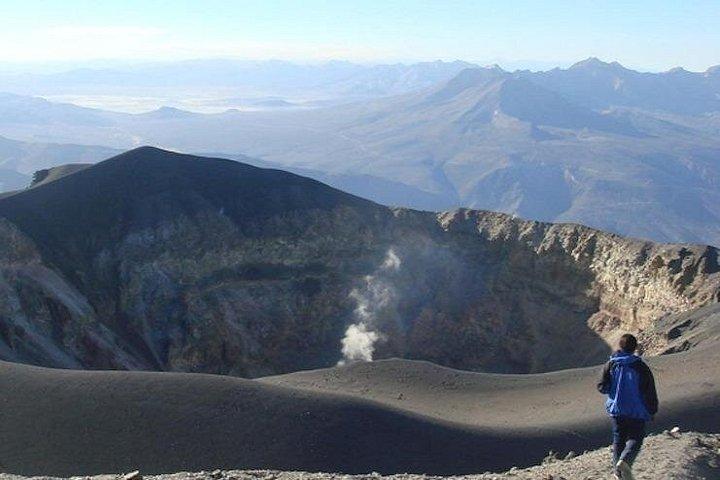 Areauipa : Misti Volcano Expedition 2 Days - Conquer the Peak