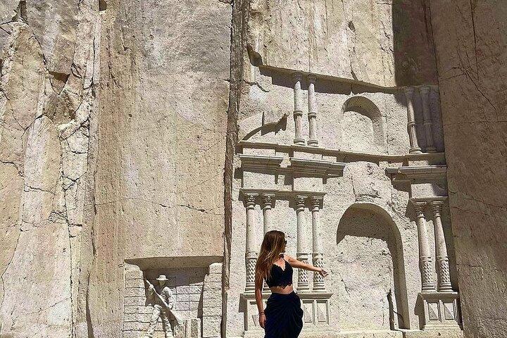 Arequipa: Petrogliefen en pijlers Sillar Route -Ruta del sillar