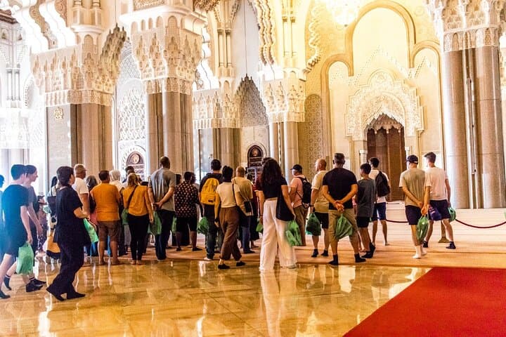 Guided tour of casablanca and rabat, full day.