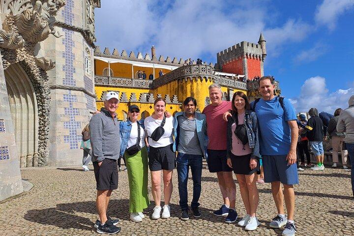 魔法の日帰り旅行： Pena Palace, Sintra, CaboDa Roca & Cascais