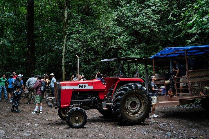 Jaco Party Safari Traktortur med Vattenfall – Dag & Natt