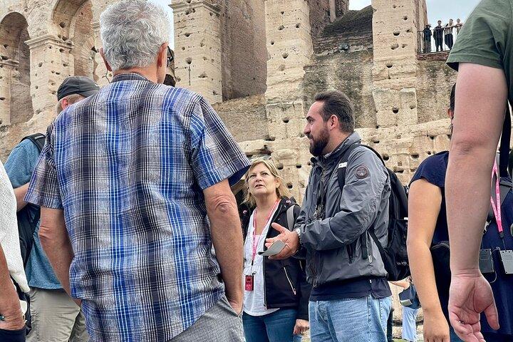Visite guidée à pied du Colisée, du Forum romain et du mont Palatin