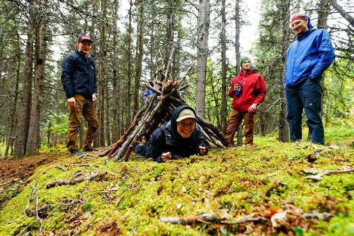 Denali Primitive Survival - 4hr Easy Hiking & Survival Workshop