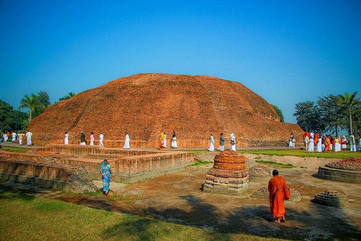 仏霊巡り : 聖地を巡る6日間の旅。