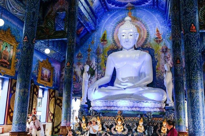 Excursión de un día a los templos de Chiang Rai desde Chiang Mai