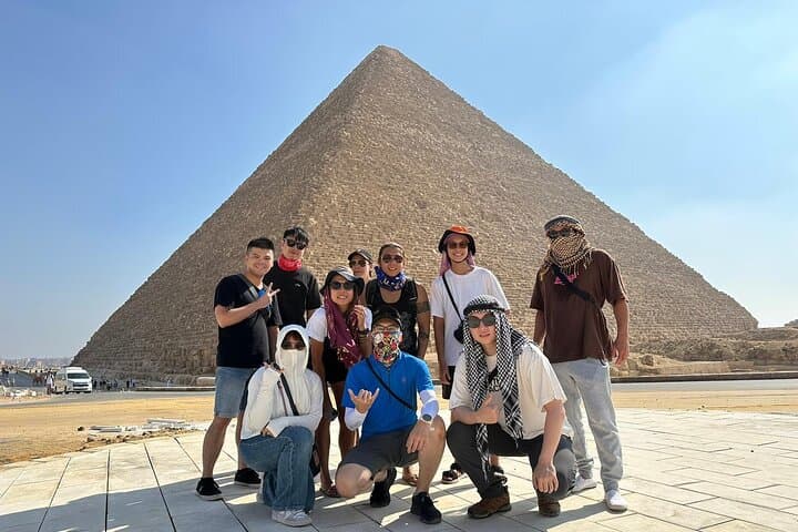 Full-Day Giza Pyramids, Sphinx, Grand Egyptian Museum & Bazaar