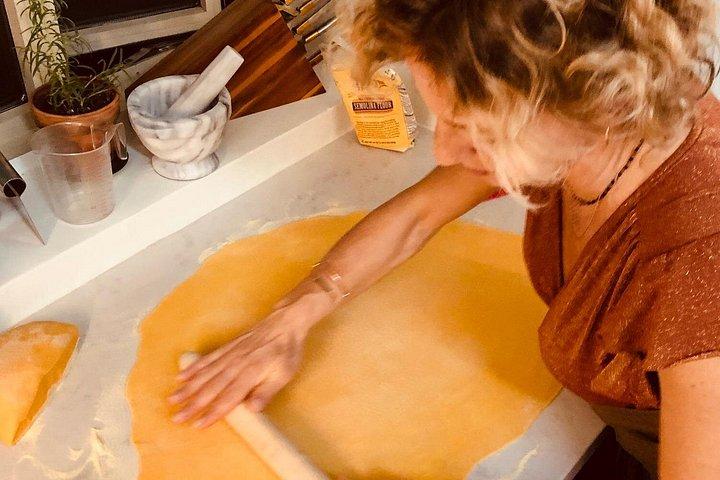 Fresh Pasta and Sauce Making Class in New York