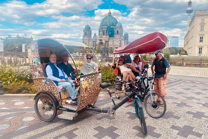 Visite guidée privée de la ville en pousse-pousse à Berlin