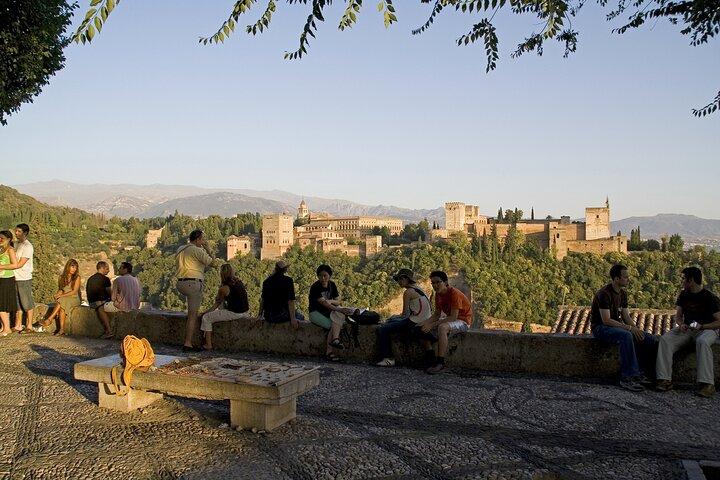 Visita Privata Albaicín e Sacromonte a Granada