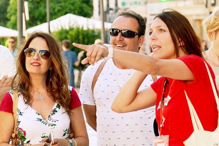 Visite privée du quartier gothique et de la Sagrada Familia avec billets