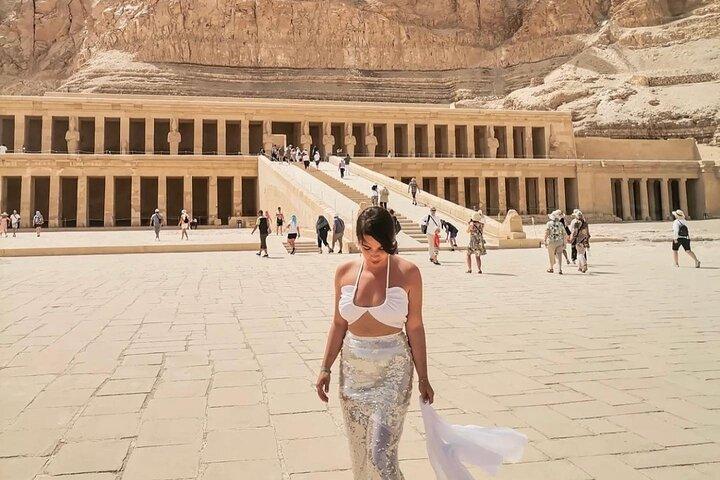 Full Day Tour til Luxor øst og vest bank templer og grave fra Hurghada