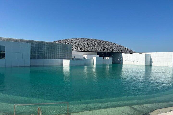 Eintritt in die Große Moschee der Emirate