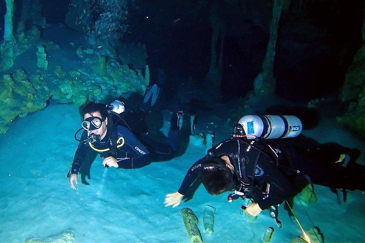 Cenote Dos Ojos Guided Scuba Diving