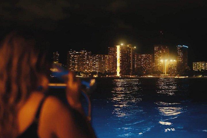 Waikiki til Diamondhead: Anmeldelser af Sunset BYOB Cruise