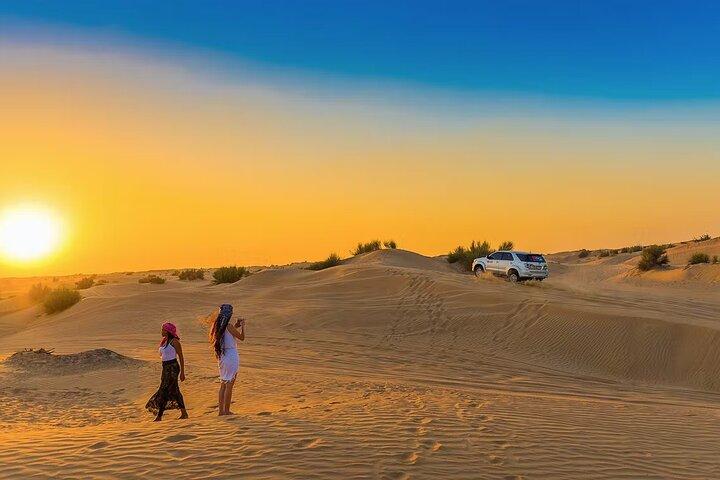 Doha: Safari no deserto com atividades e parada no mar interior