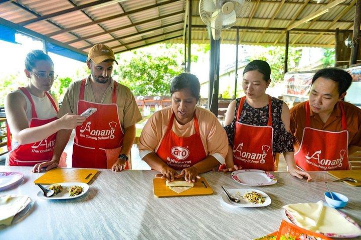 Aonang Thai Cookery School in Krabi