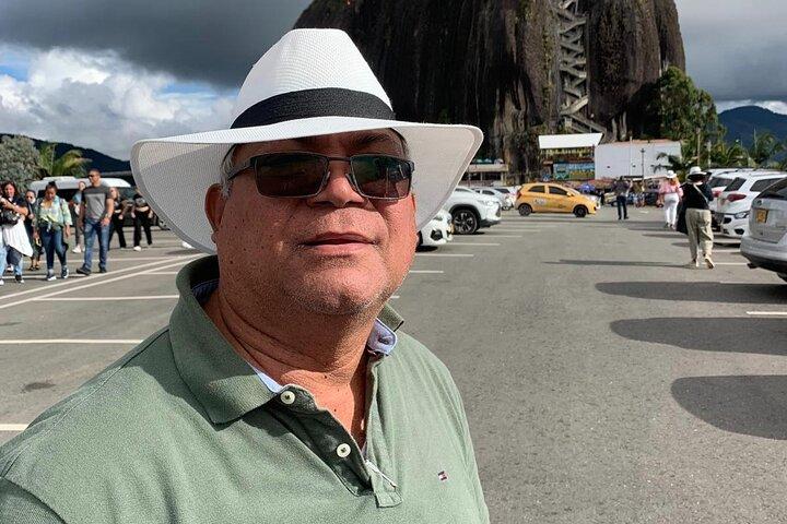 Tour Norte y Sur con Elgin un guía local